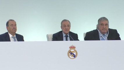 ¡No cerraron el micro a tiempo! Se escuchó la primera frase privada nada más cerrar Florentino la Asamblea
