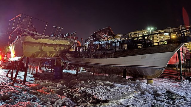 Teknede yangın çıktı, feci şekilde can verdi