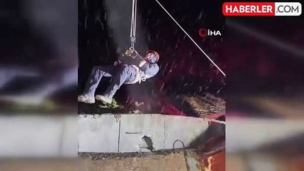 Su Kuyusuna Düşen Köpek İtfaiye Ekipleri Tarafından Kurtarıldı