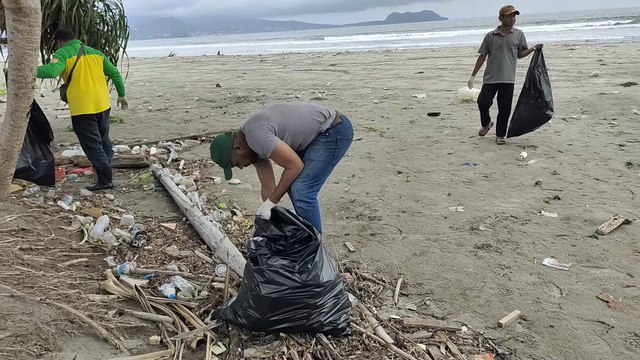 Ecodefender Jayapura Identifikasi 930 Sampah Plastik