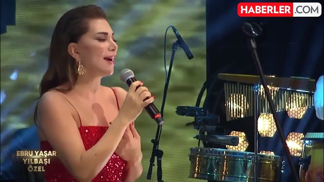 Ebru Yaşar'dan radikal karar: Milyonları elinin tersiyle itti