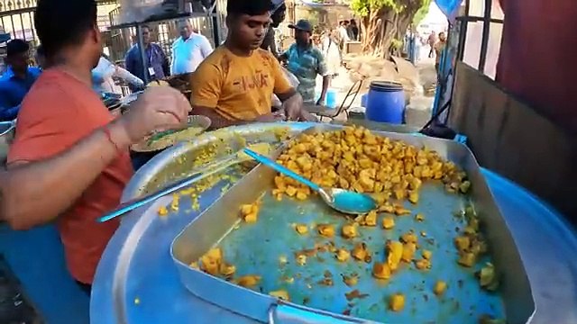 India’s Highest Selling Thali Khichdi ONLY Rs 20/- | Cheapest Veg FOOD Of Kolkata | Street Food
