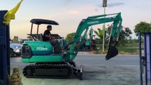 Komatsu PC25R-8