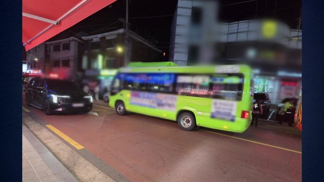 자전거 타던 초등학생, 마을버스에 치여 숨져 / YTN
