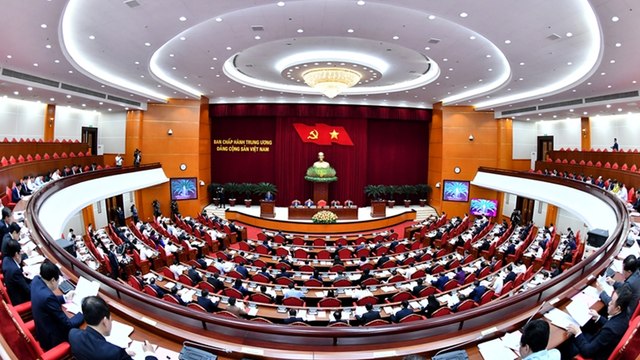 Ông Bùi Văn Cường, Nguyễn Văn Thể thôi tham gia Ban chấp hành Trung ương Đảng khoá XIII