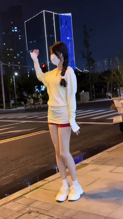 我又来啦#何必纠结过去 #请先说你好越南摇