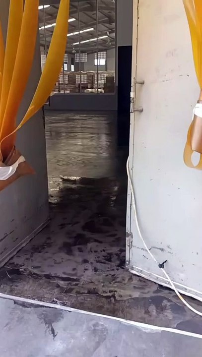 Jasa Epoxy Lantai Malang | Jasa Pemasangan Epoxy Lantai Berkualitas dan Tahan Lama