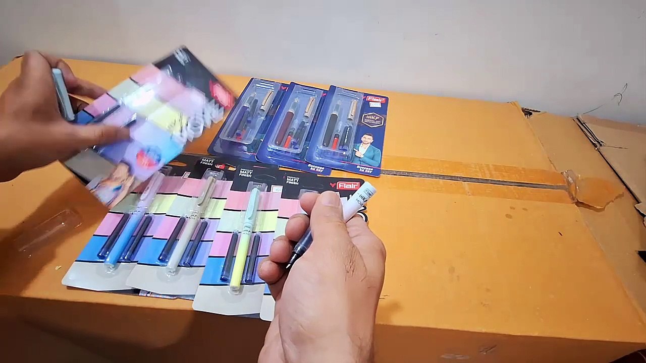 Unboxing and Review of FLAIR Inky Gold and Move Liquid Ink Fountain Pen