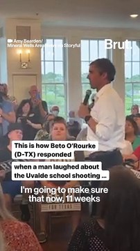 Watch Beto O’Rourke call out a heckler who laughed about the Uvalde school shooting …
