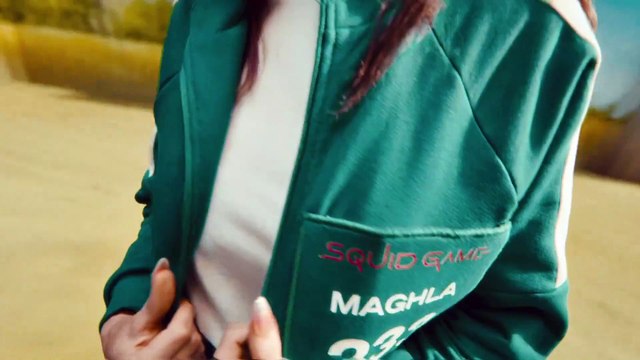 A l'occasion de la 2ème saison de la série phénomène Squid Game qui arrive le 26 décembre sur Netflix, Inoxtag, Maghla et Just Riadh organisent un 1,2,3 soleil géant sur les Champs-Elysées