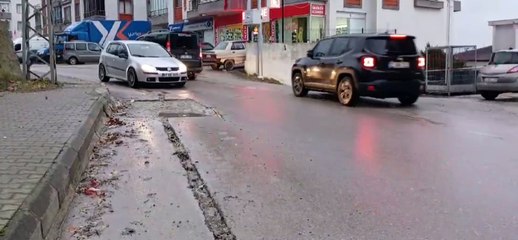 Onarılmayan asfalt tehlike yarattı