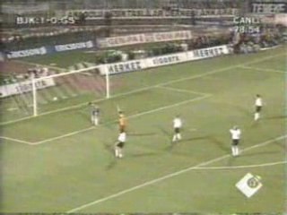 Funny Video - Soccer Goalie Misses Easiest Shot