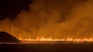 Iceland: Majestic volcanic eruption near Blue Lagoon captured from evacuation bus