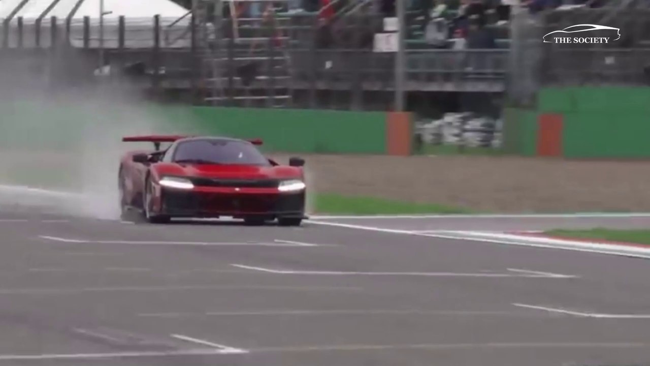 Ferrari Should Listen to Its Critics - #CarSideChat