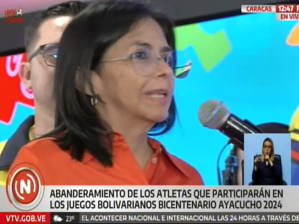 Vpdta. Delcy Rodríguez: Ustedes siguen los pasos de nuestro padre Libertador Simón Bolívar