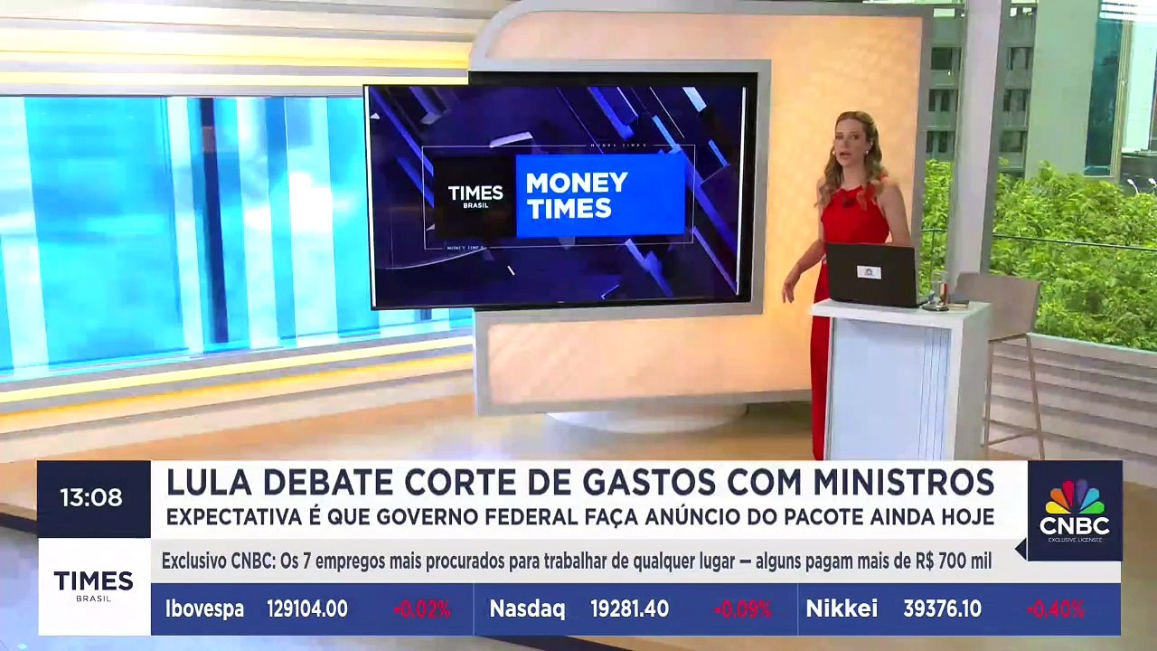 Lula segue reunido com ministros para debater sobre corte de gastos do governo