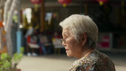 Cómo ser millonario antes que muera la abuela - Tráiler oficial latino