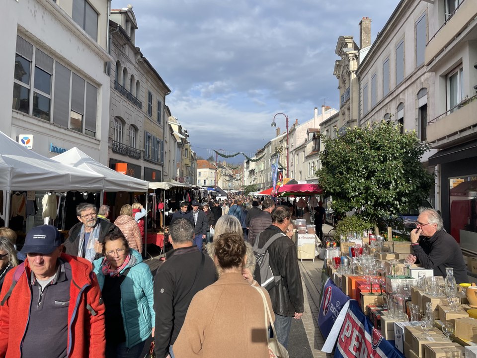 Quand les politiques s'invitent sur la Foire de la Sainte-Catherine à Vesoul