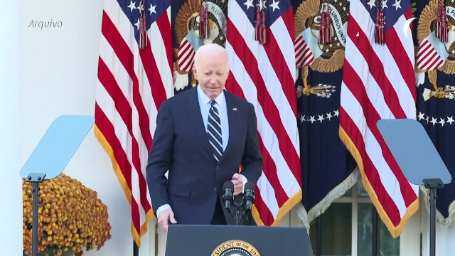 Biden e Lula parabenizam Yamandú Orsi por sua vitória nas eleições do Uruguai