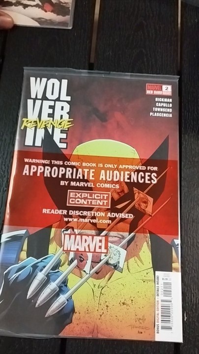unboxing comics 3