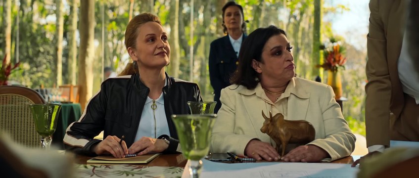 O Clube das Mulheres de Negócios Trailer Oficial