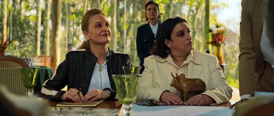 O Clube das Mulheres de Negócios Trailer Oficial