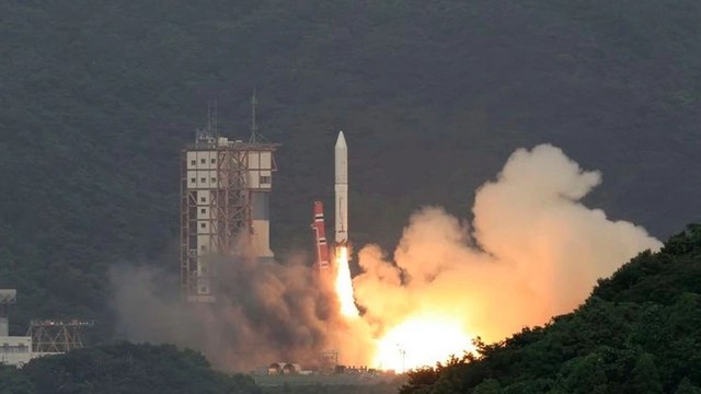 Tên lửa Epsilon S phát nổ, gây cháy lớn tại trung tâm vũ trụ Tanegashima (Nhật Bản)