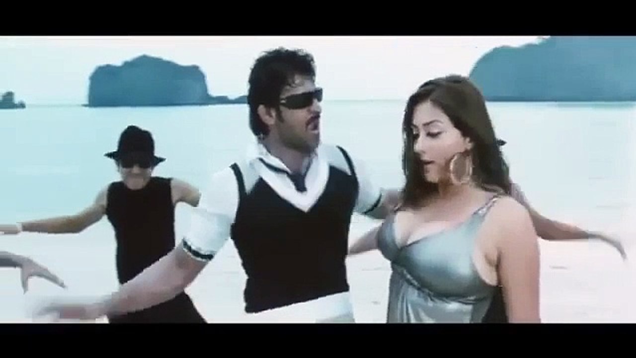 Namitha bounce in Slowmotion