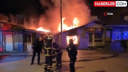 Edirne'de Depo Yangını: Alevler İş Yerini Sardı