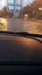 El temporal inundó la avenida Ex Combatientes