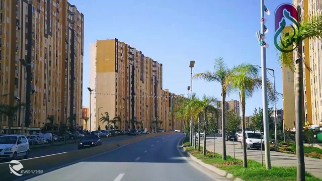 اتصالات الجزائر تحتفل بوصول عتبة 1,6 مليون مشترك موصولة بخدمة أنترنت الألياف البصرية حتى المنزل، في كل أنحاء التراب الوطني 🇩🇿