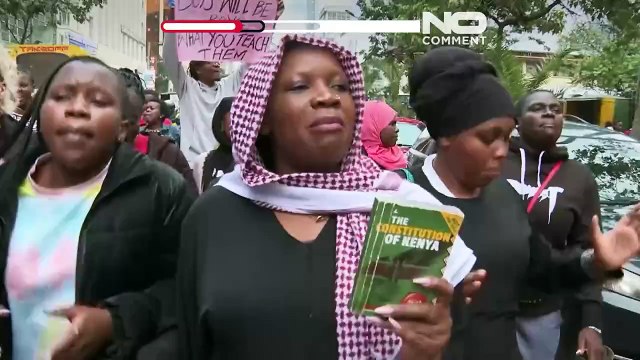 Kenya, lacrimogeni sui manifestanti in protesta contro la violenza sulle donne