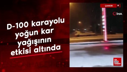 D-100 karayolu, yoğun kar yağışının etkisi altında