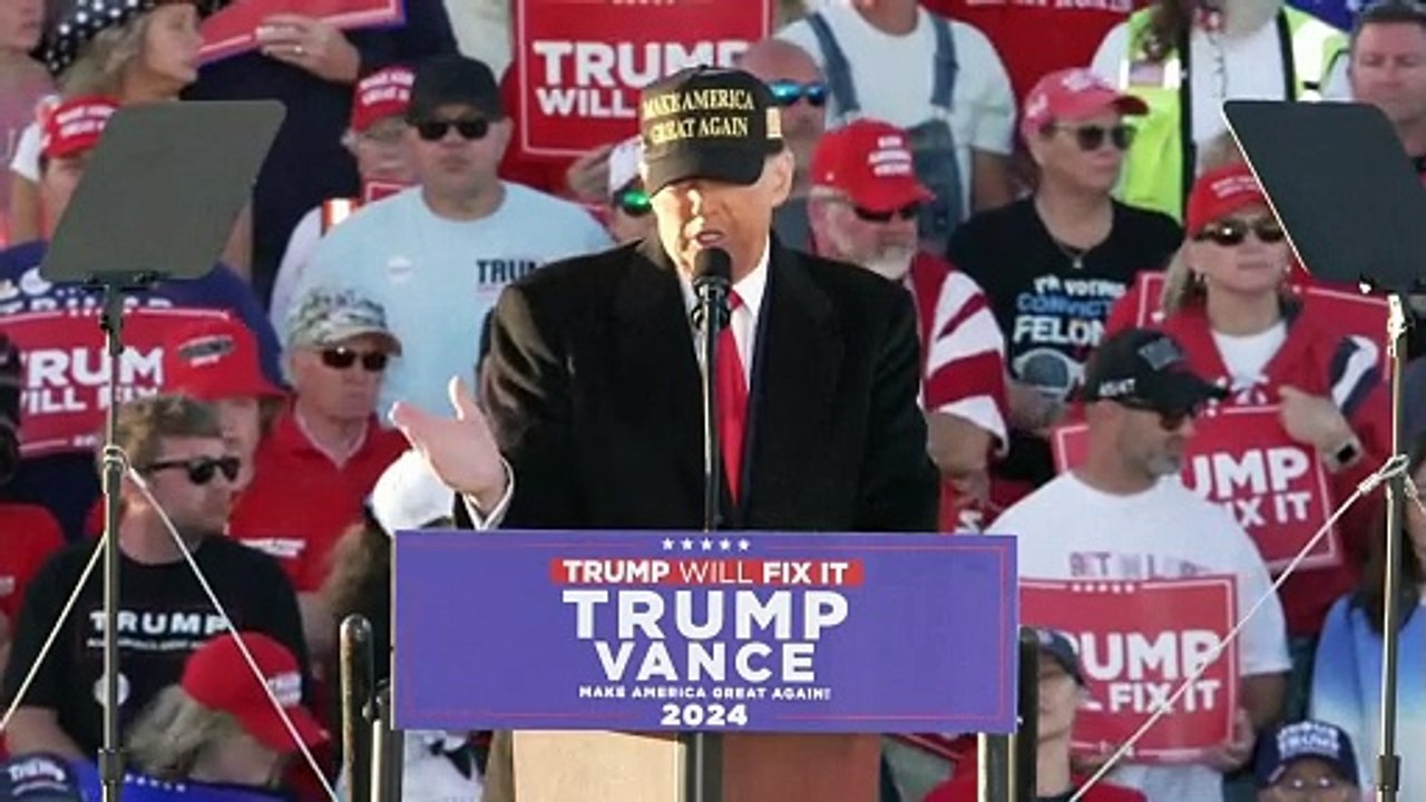 Trump kündigt höhere Zölle für Waren aus Mexiko, Kanada und China an