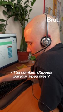 Dans le centre d'appel du 3020 contre le harcèlement scolaire