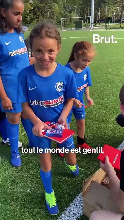 Leur objectif : rendre accessible le football aux jeunes filles