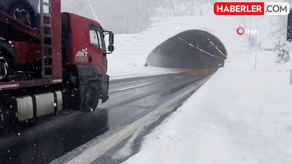 Bolu Dağı'nda Kar Yağışı Etkili Oluyor