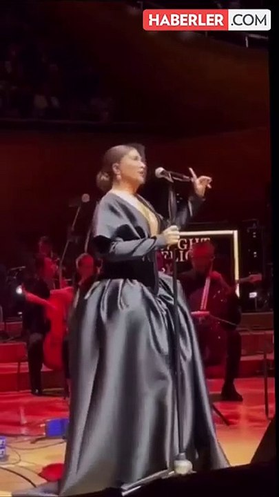 Sibel Can'ın ''beğenilmeyen'' elbisesinin fiyatı dudak uçuklattı