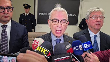 Conferenza stampa operazione Crotone