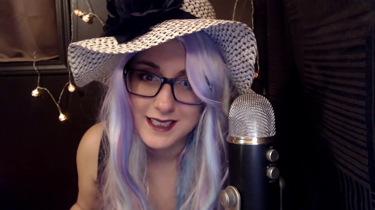 ❤️ULTIMATE ASMR Spontaneous ROLEPLAY❤️ Tongue Clicking & Kisses & Mouth Sounds SOFT SPOKEN