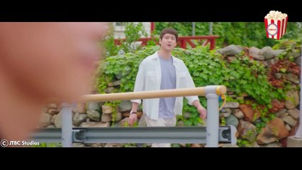 An eager TV show writer unknowingly falls for a man with a rare illness