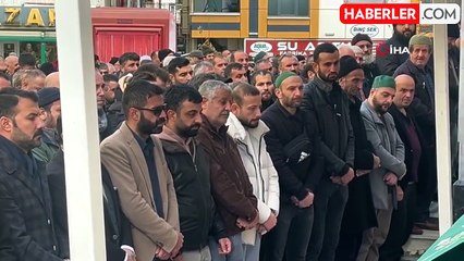 Avcılar'da cinayete kurban giden berber son yolculuğuna uğurlandı