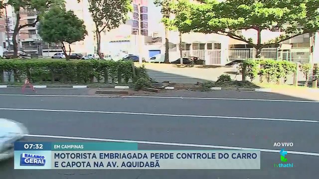 Motorista invade canteiro e capota carro na Avenida Aquidabã em Campinas
