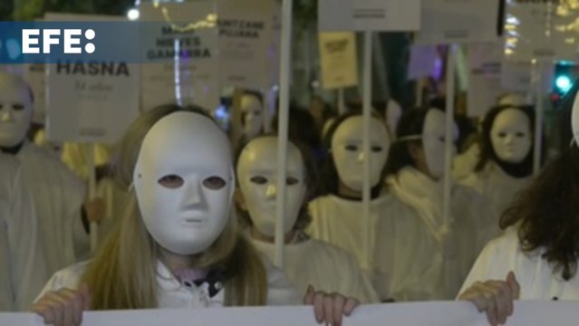Miles de personas marchan este 25N marcado por los últimos crímenes machistas en España