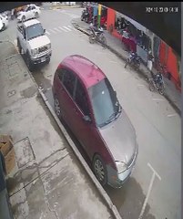 Abuelito es atropellado por bus en centro de El Progreso