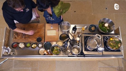 38 A TABLE - Ravioles au bouillon d’artichaut