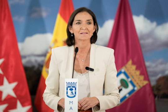 Reyes Maroto se une a la 'cacería' contra Lobato y pide que se someta a una moción de confianza