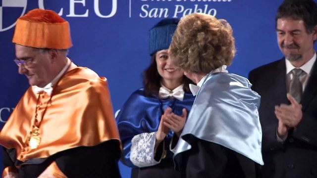 La Reina Sofía, investida Doctora 'Honoris Causa' por su contribución a la cultura