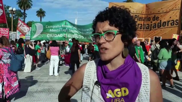Mujeres denuncian el retroceso en derechos y políticas de género bajo el gobierno de Milei
