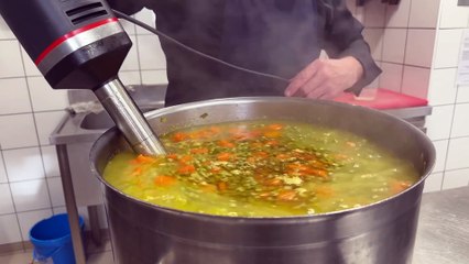 Soupe des chefs 2024 : 20 cuisiniers sur le parvis du Zénith